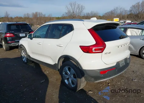 2020 Volvo Xc40 T4 Momentum from USA, damaged, VIN YV4AC2HK7L2264173